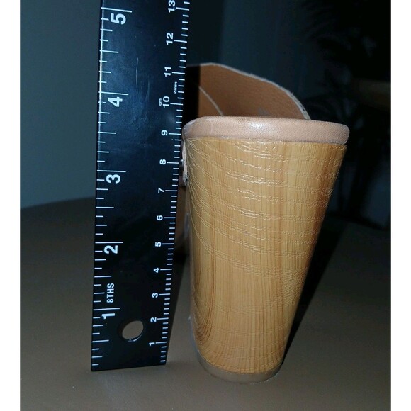 Lucky Brand Sz 6.5 Leather Nude Brown Tan Wooden Block Heel Mule Clogs Open Toe - Picture 10 of 13